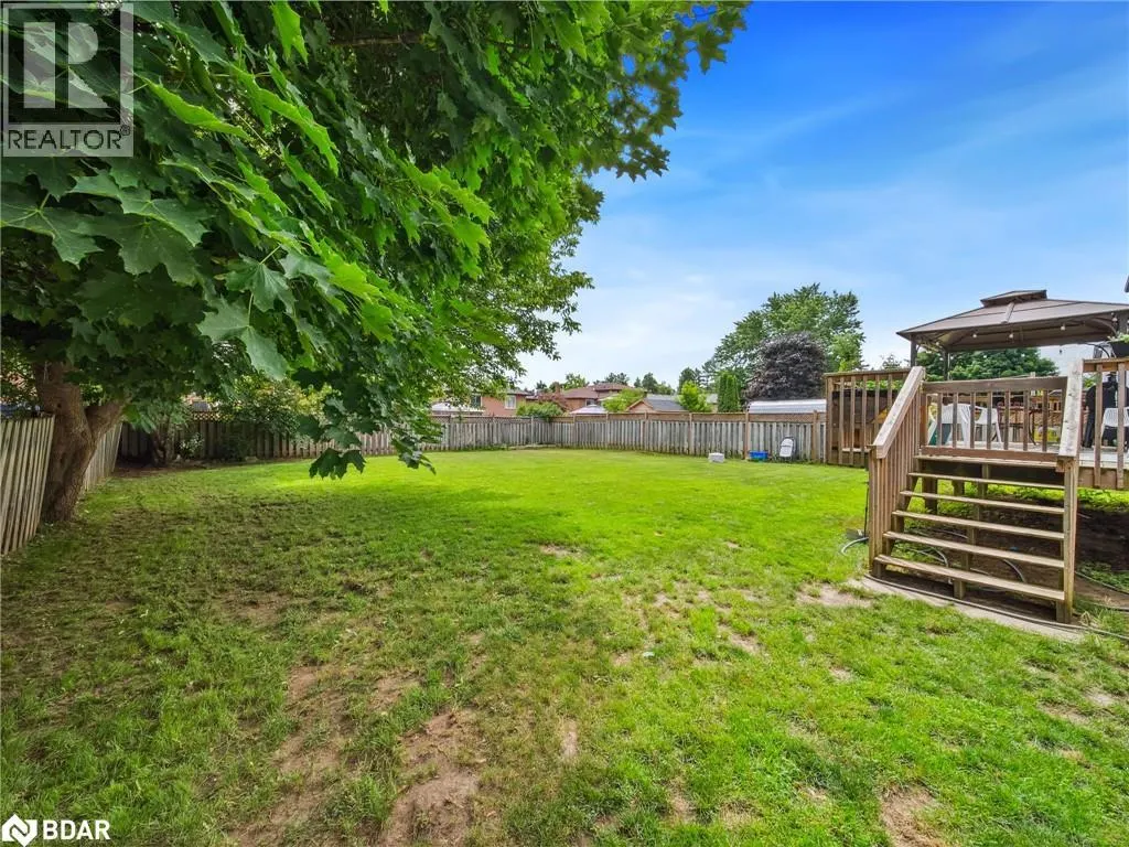 8 DARREN Drive