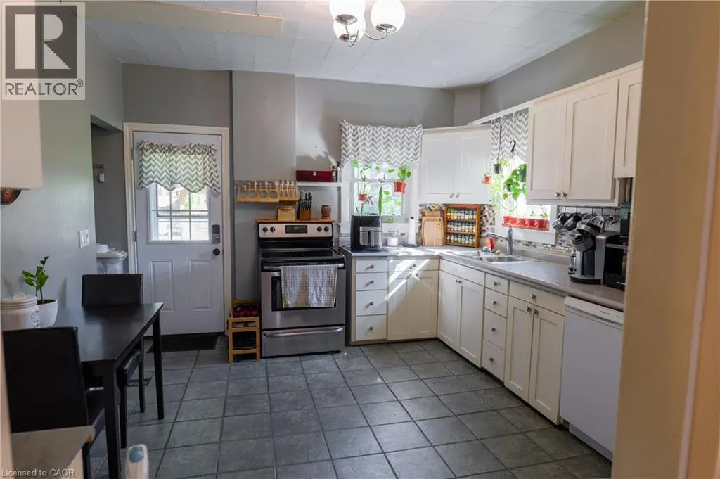 148 EAST Avenue Unit# 1, #1