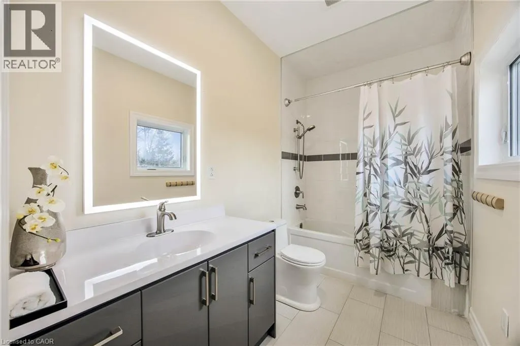 6 DOROTHYS Drive