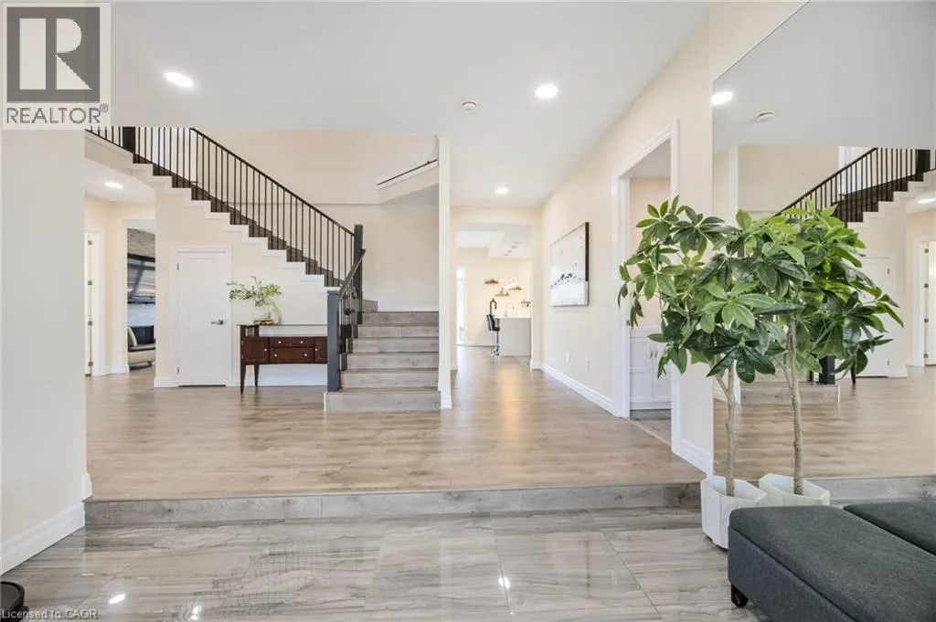 6 DOROTHYS Drive