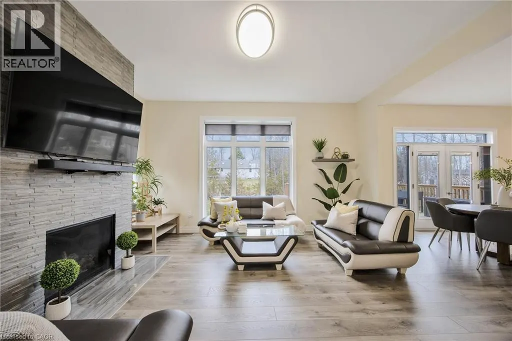 6 DOROTHYS Drive