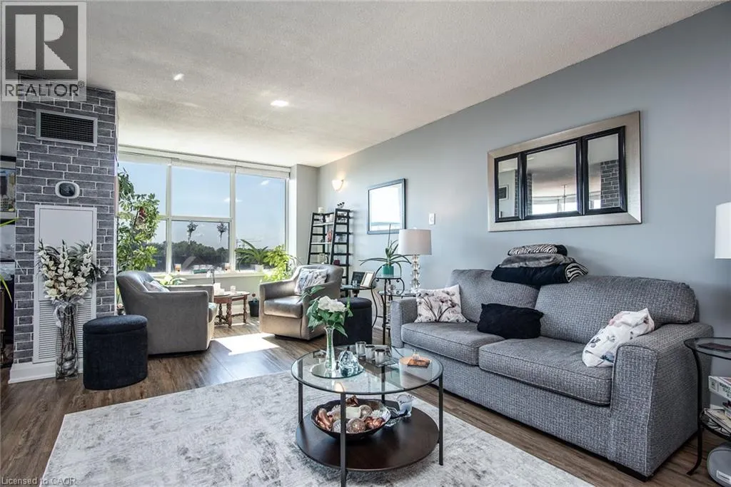 150 QUEEN Street S Unit# 1005, #1005