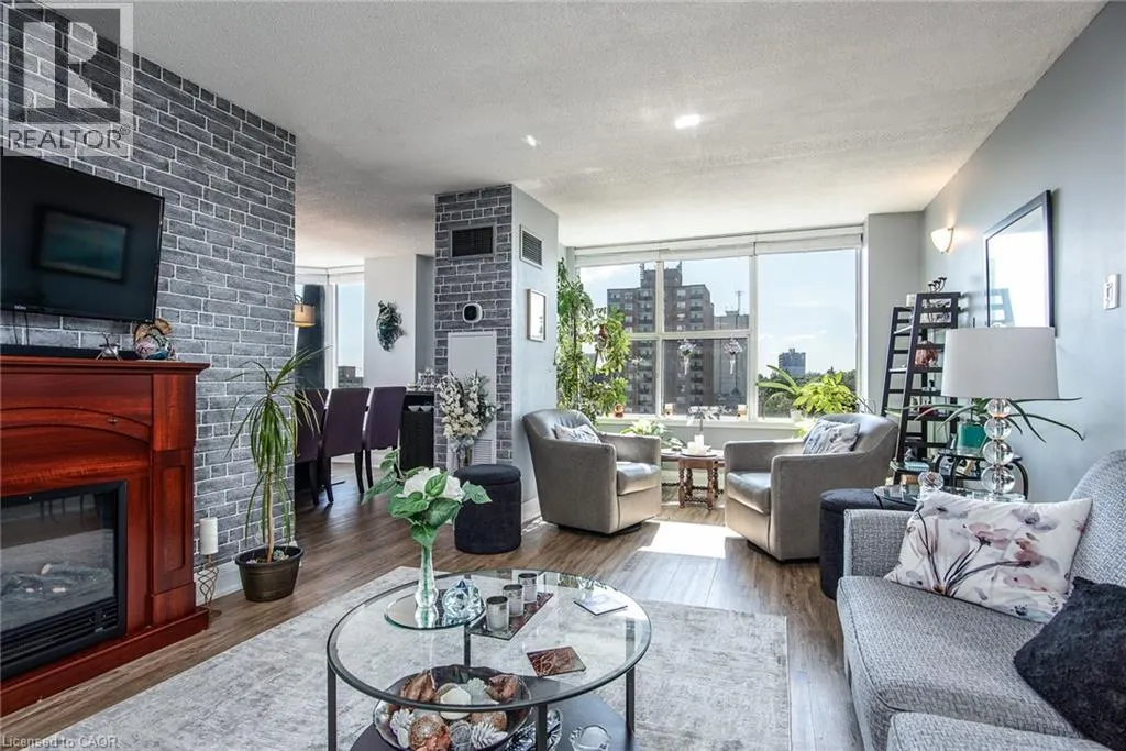 150 QUEEN Street S Unit# 1005, #1005