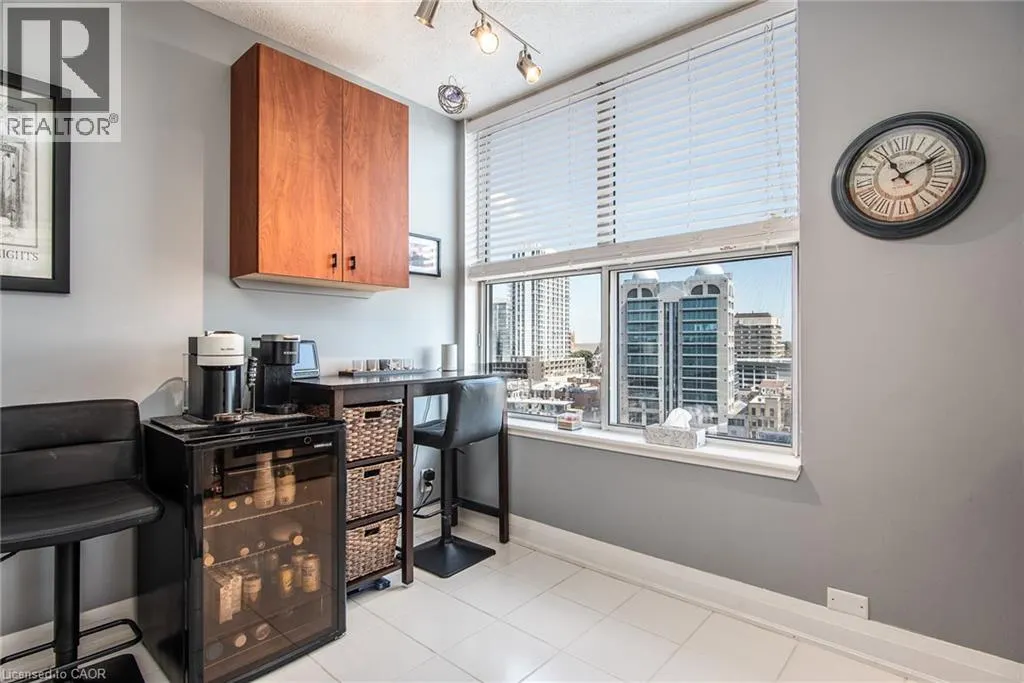 150 QUEEN Street S Unit# 1005, #1005