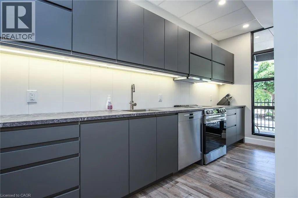 150 QUEEN Street S Unit# 1005, #1005