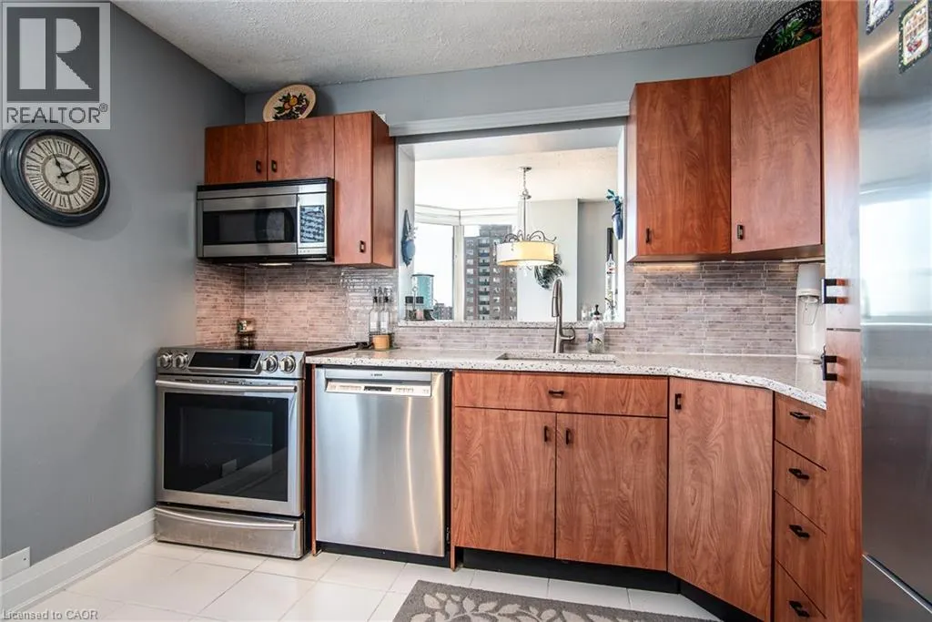 150 QUEEN Street S Unit# 1005, #1005