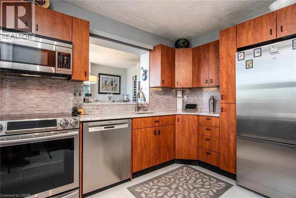 150 QUEEN Street S Unit# 1005, #1005