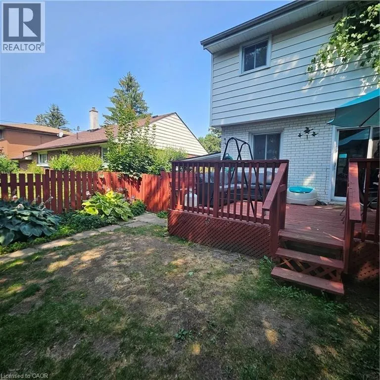 4 FISHER MILLS Road Unit# Upper, #Upper