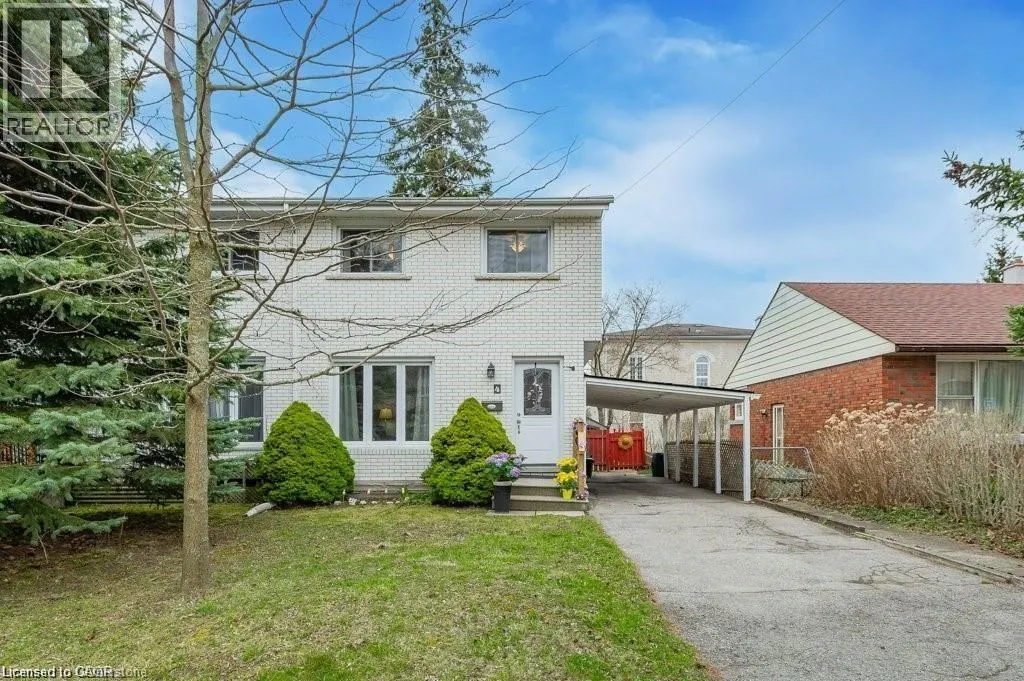 4 FISHER MILLS Road Unit# Upper, #Upper