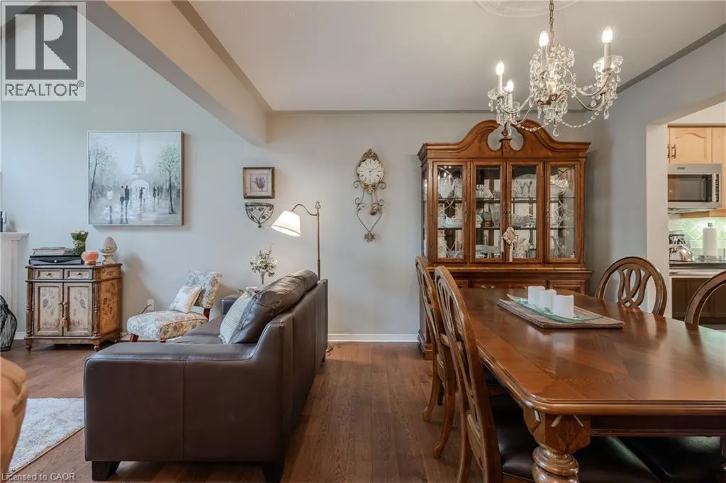 212 STONEHENGE Drive Unit# 49, #49
