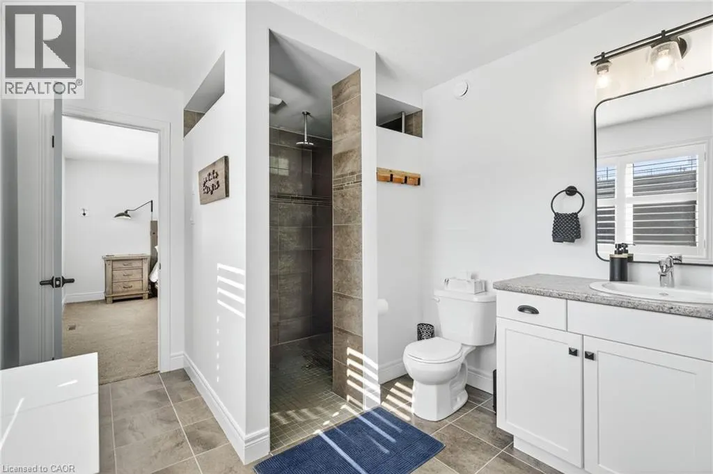 254 GOSLING Gardens Unit# 17, #17