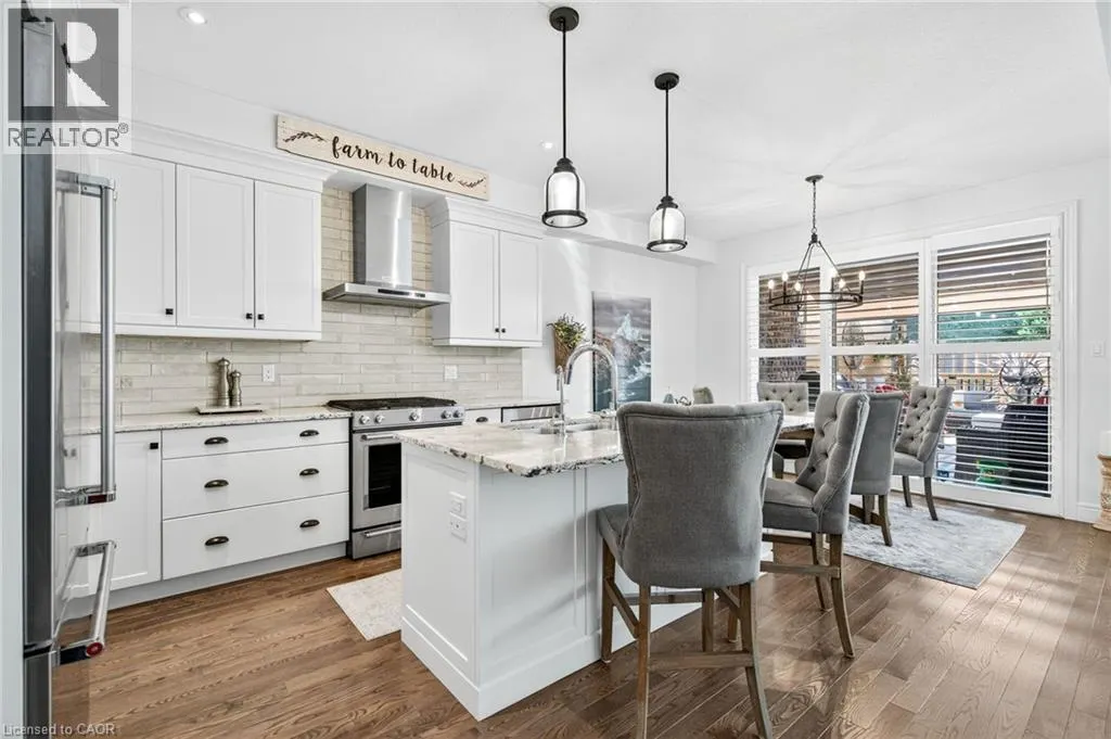 254 GOSLING Gardens Unit# 17, #17