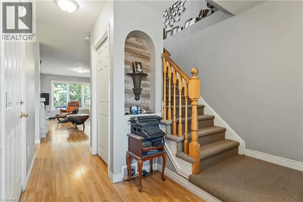 118 CHATEAU Crescent