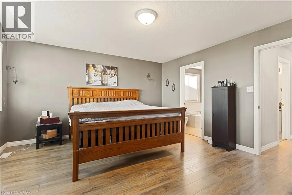 118 CHATEAU Crescent