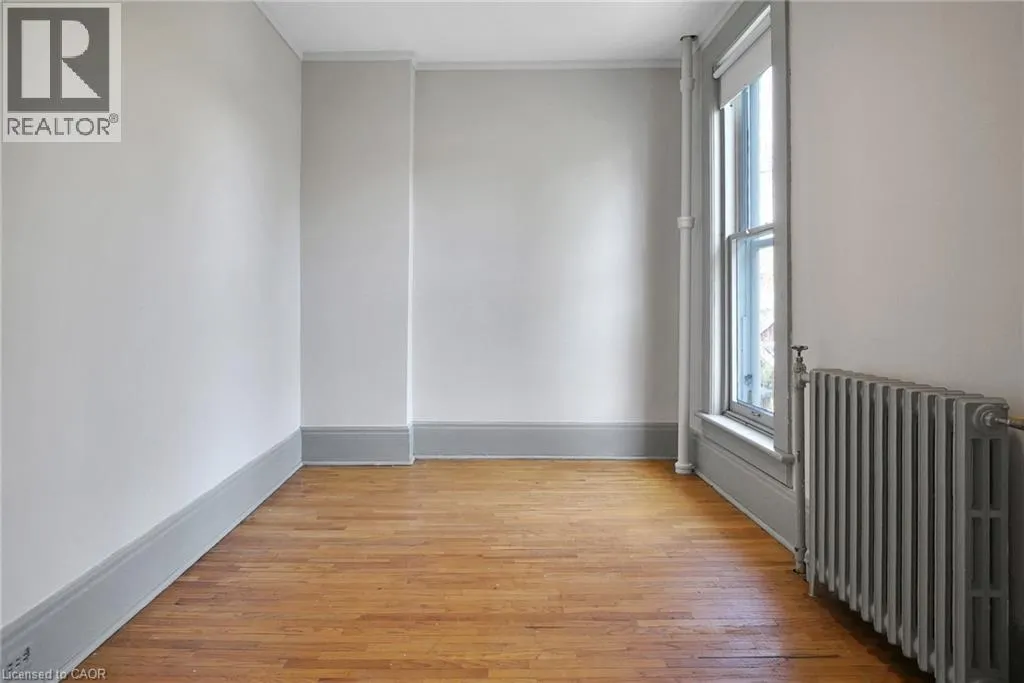 78 WILLIAM Street W