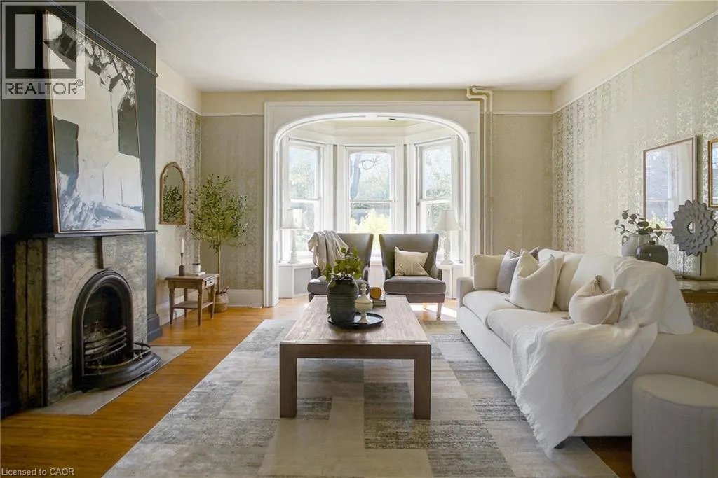 78 WILLIAM Street W