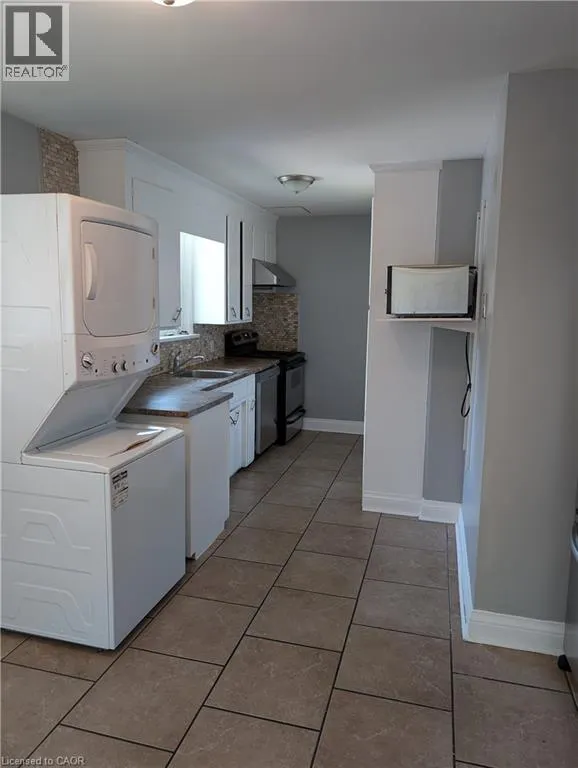 175 OXFORD Street Unit# A, #A