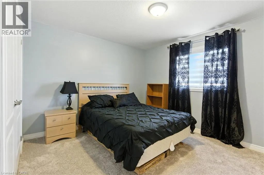 11 SILVERSPRING Crescent