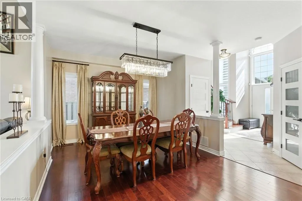 11 SILVERSPRING Crescent