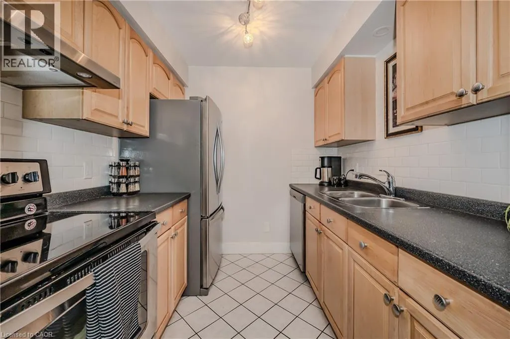 337 KINGSWOOD Drive Unit# 12, #12