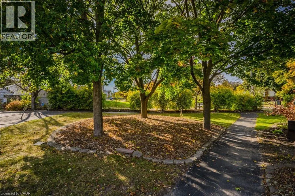 337 KINGSWOOD Drive Unit# 12, #12