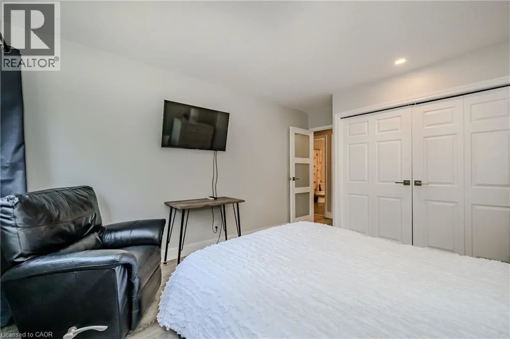 337 KINGSWOOD Drive Unit# 12, #12