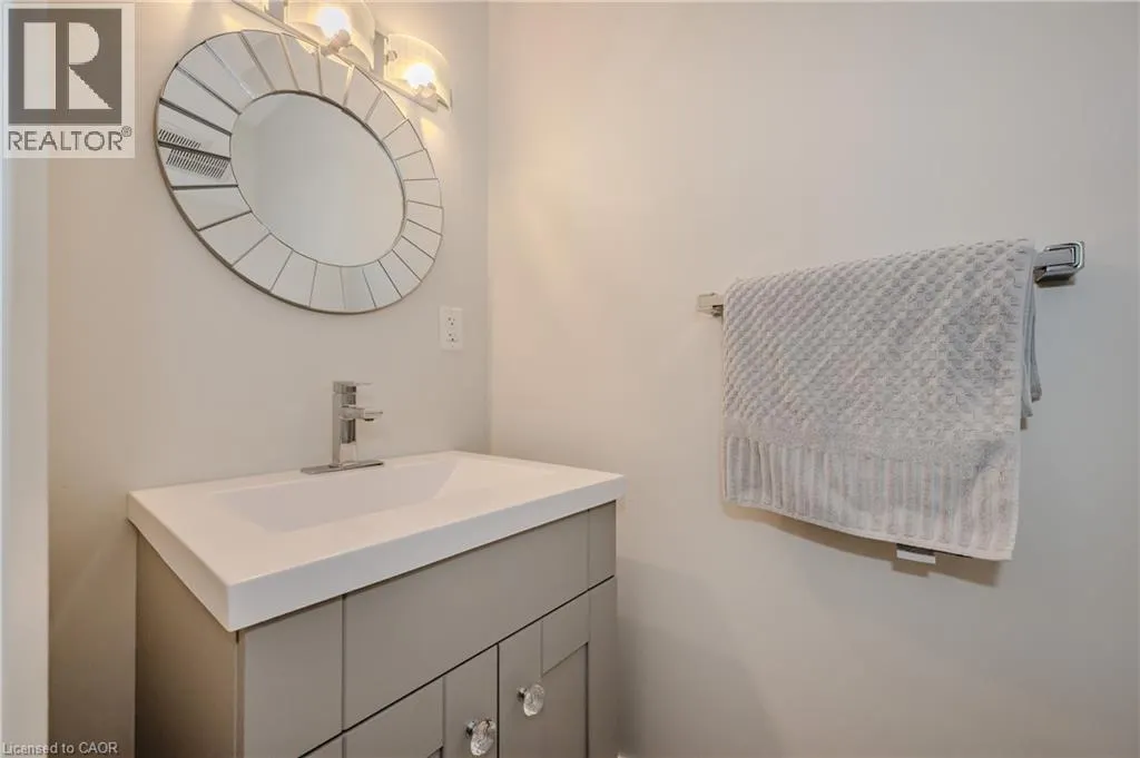 337 KINGSWOOD Drive Unit# 12, #12