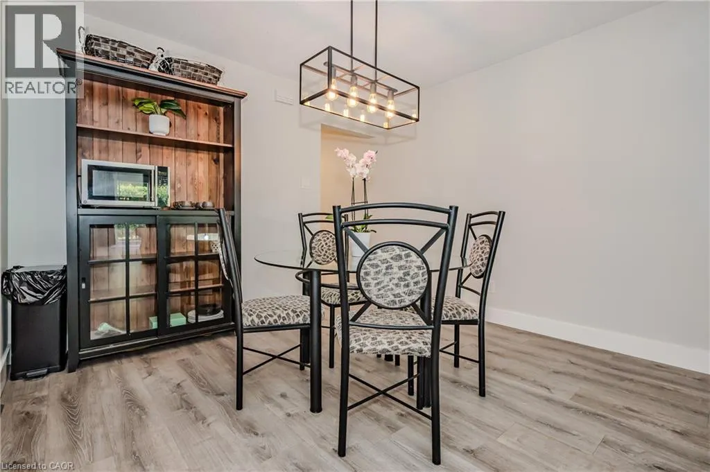 337 KINGSWOOD Drive Unit# 12, #12