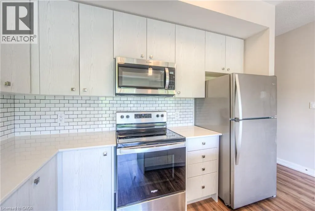10 PALACE Street Unit# D13, #D13