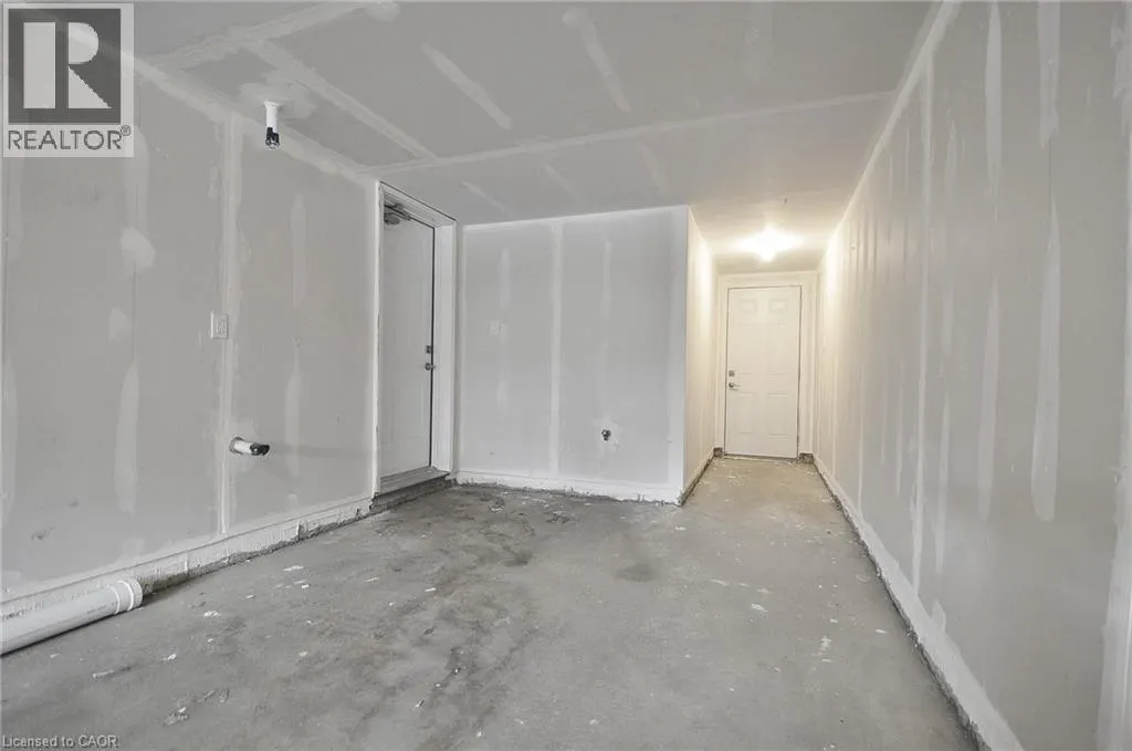 87 HOLDER Drive