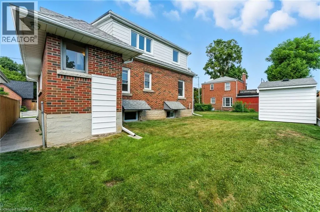 117 POLLOCK Avenue