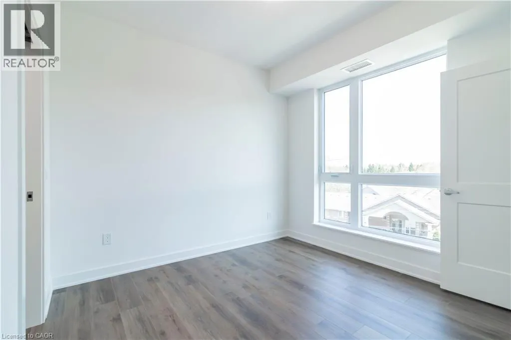 312 ERB Street W Unit# 402, #402