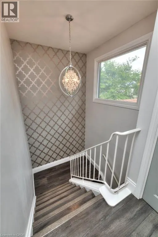 108 BRANTWOOD PARK Road