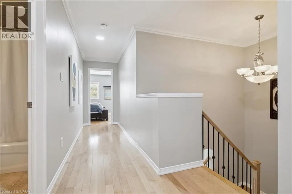 42 MEADOW WOOD Crescent