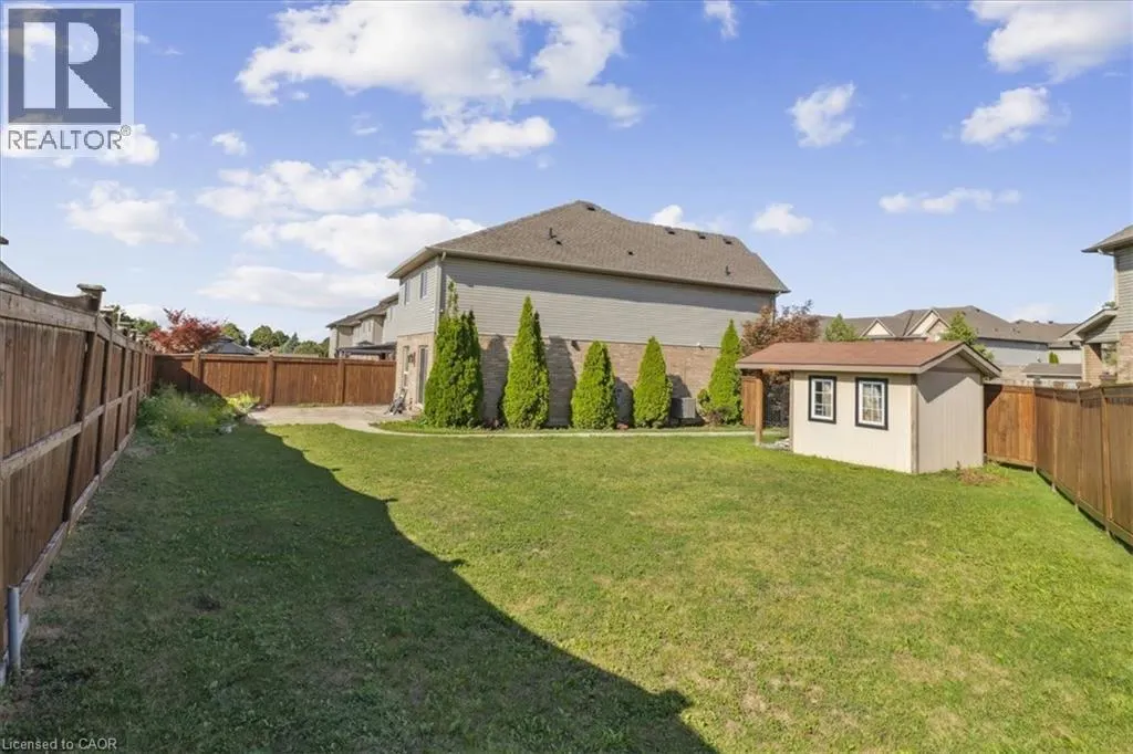 42 MEADOW WOOD Crescent