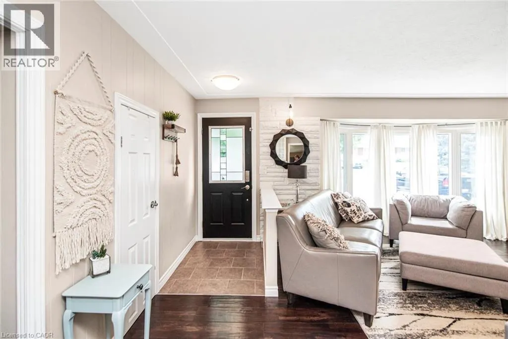 8 CRAIG Boulevard