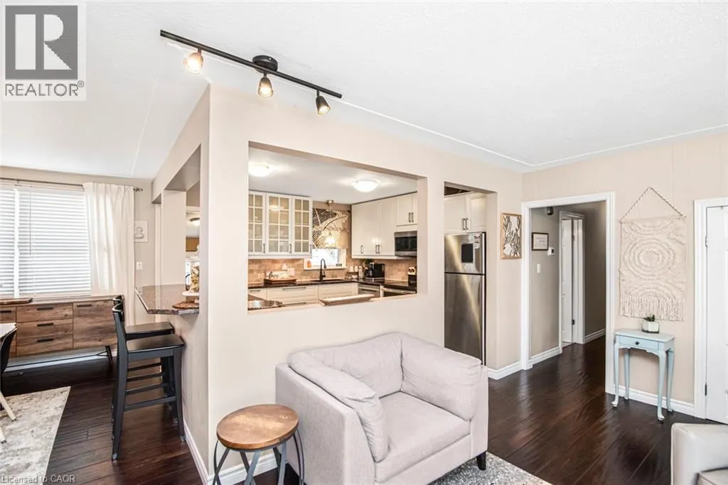 8 CRAIG Boulevard