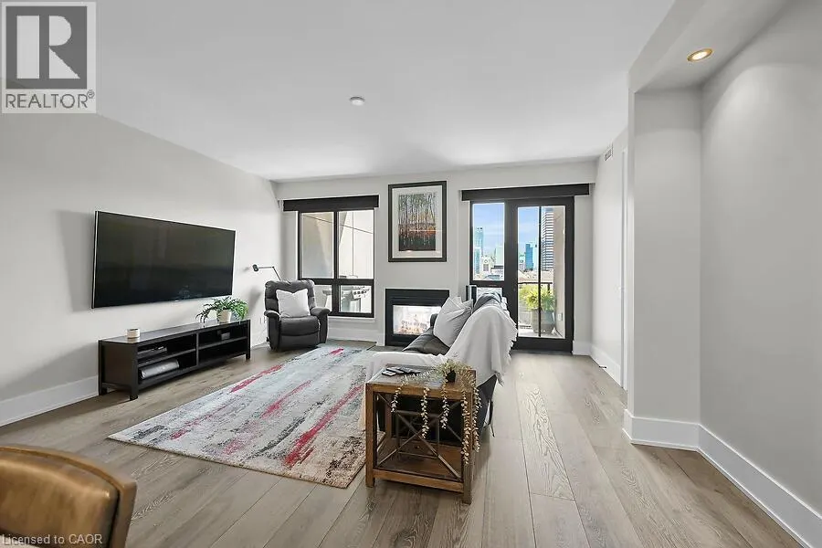 181 JAMES Street N Unit# 804, #804