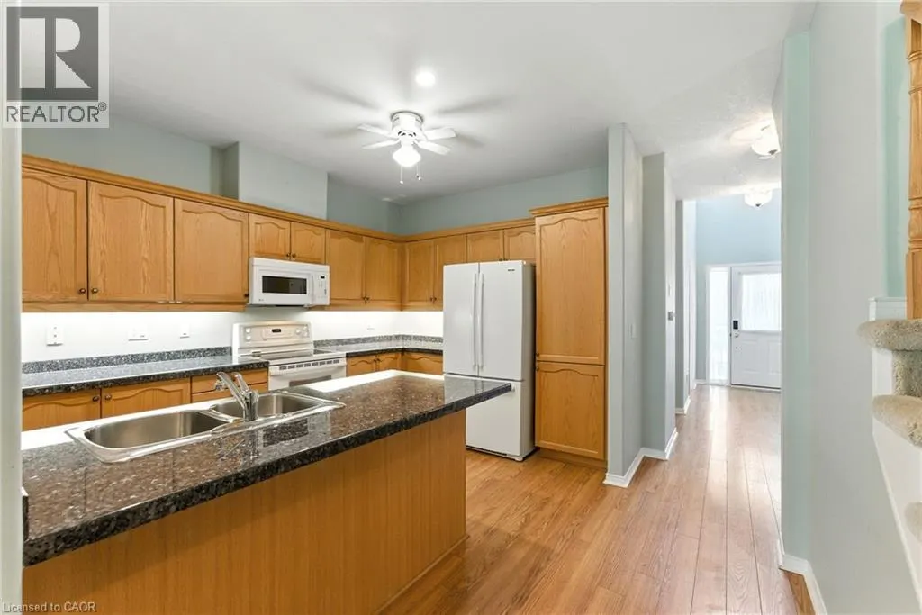 40 WESLEYAN Court Unit# 6, #6