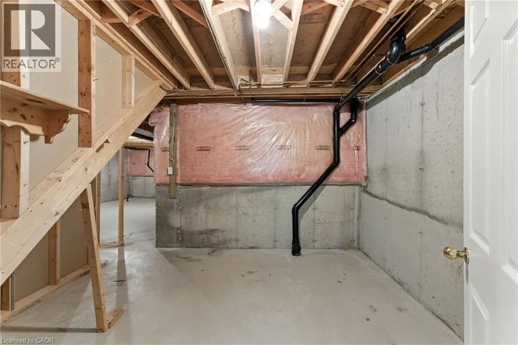 40 WESLEYAN Court Unit# 6, #6