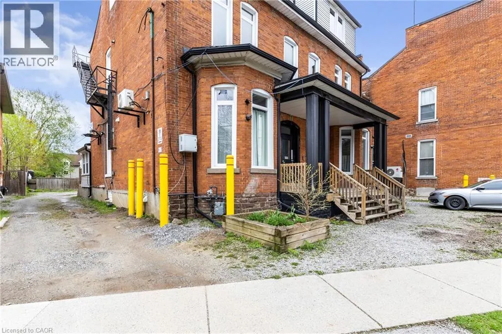 82 WELLAND Avenue Unit# 5, #5