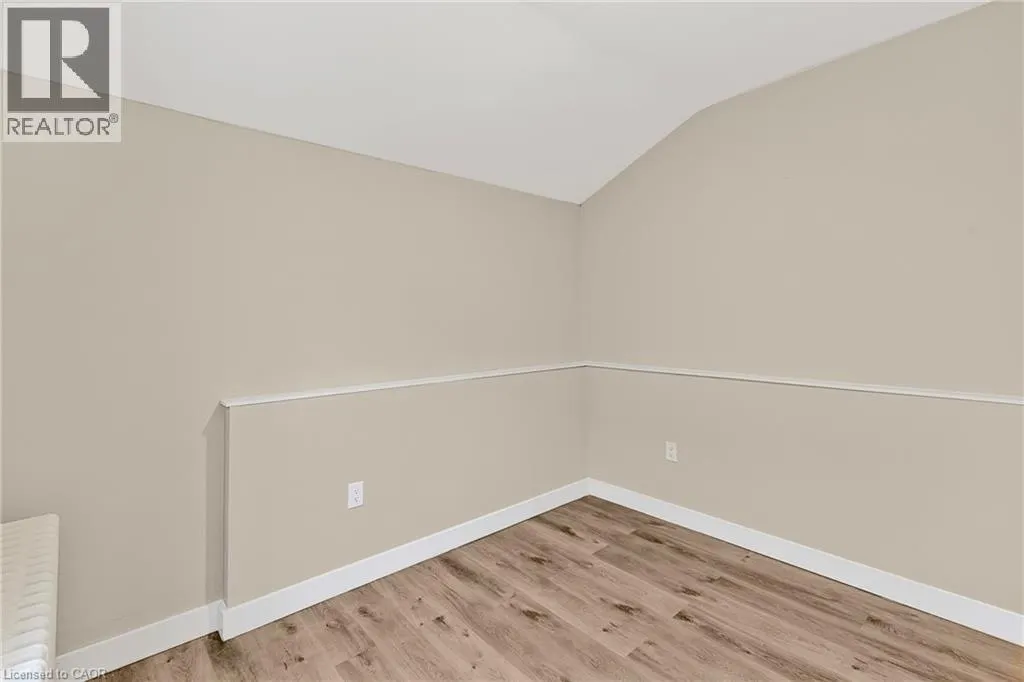 82 WELLAND Avenue Unit# 5, #5