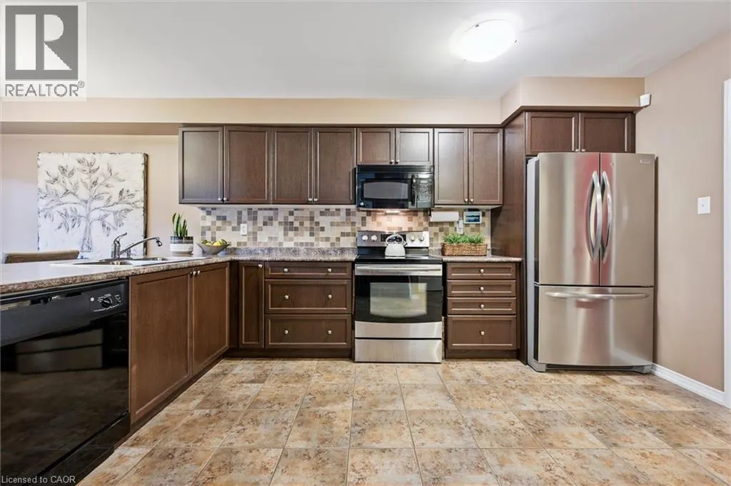 18 SHALLOW CREEK Road