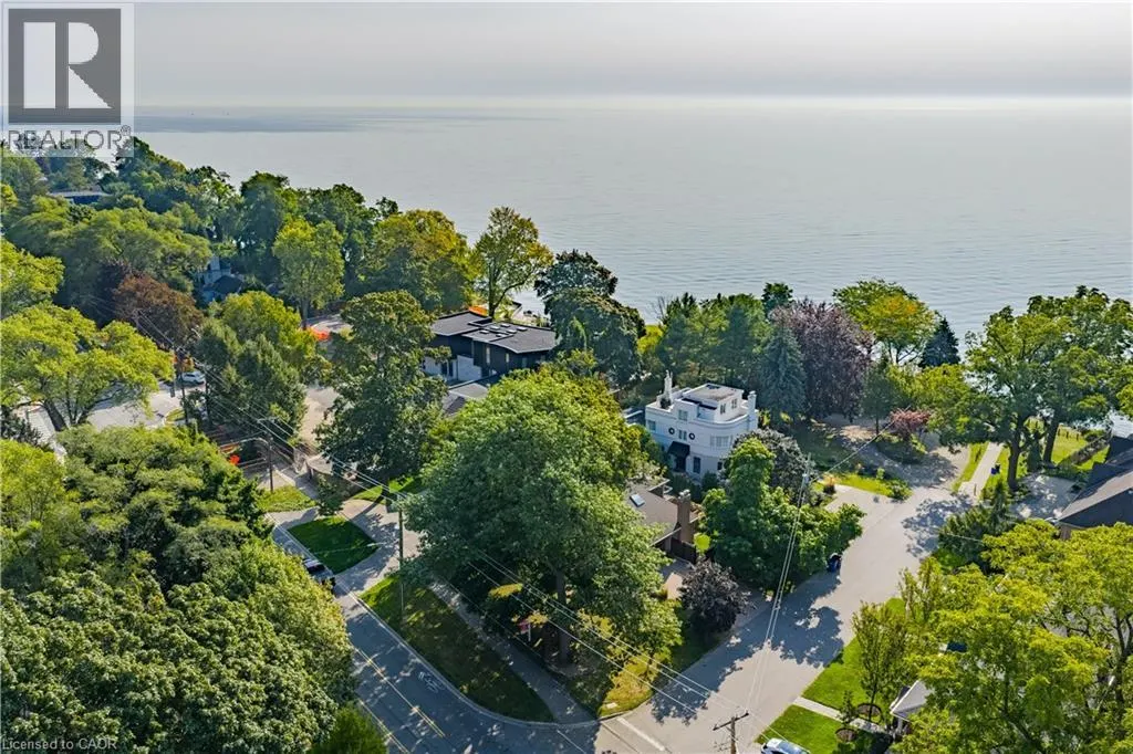 2428 LAKESHORE Road