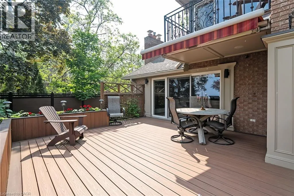 2428 LAKESHORE Road