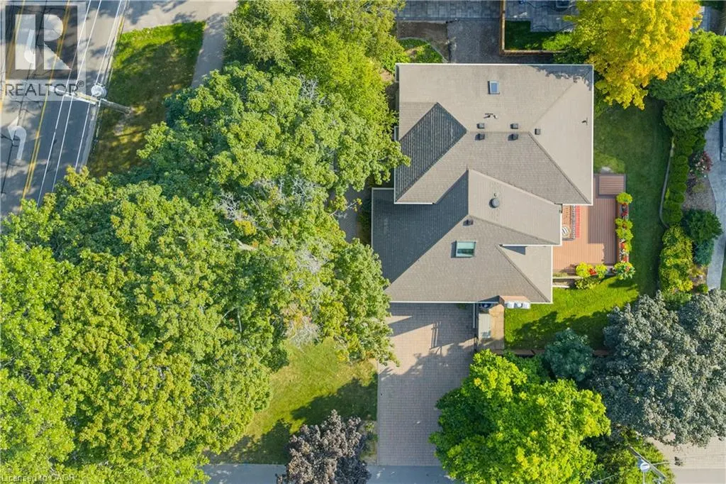 2428 LAKESHORE Road
