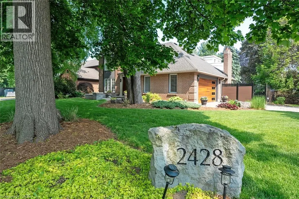 2428 LAKESHORE Road