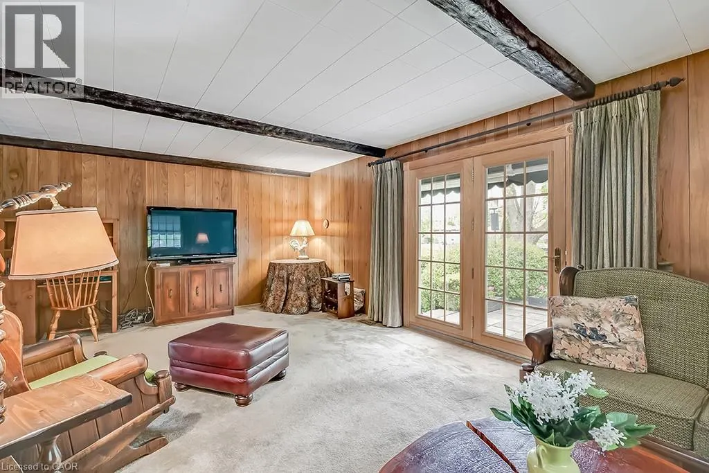 327 STRATHCONA Drive