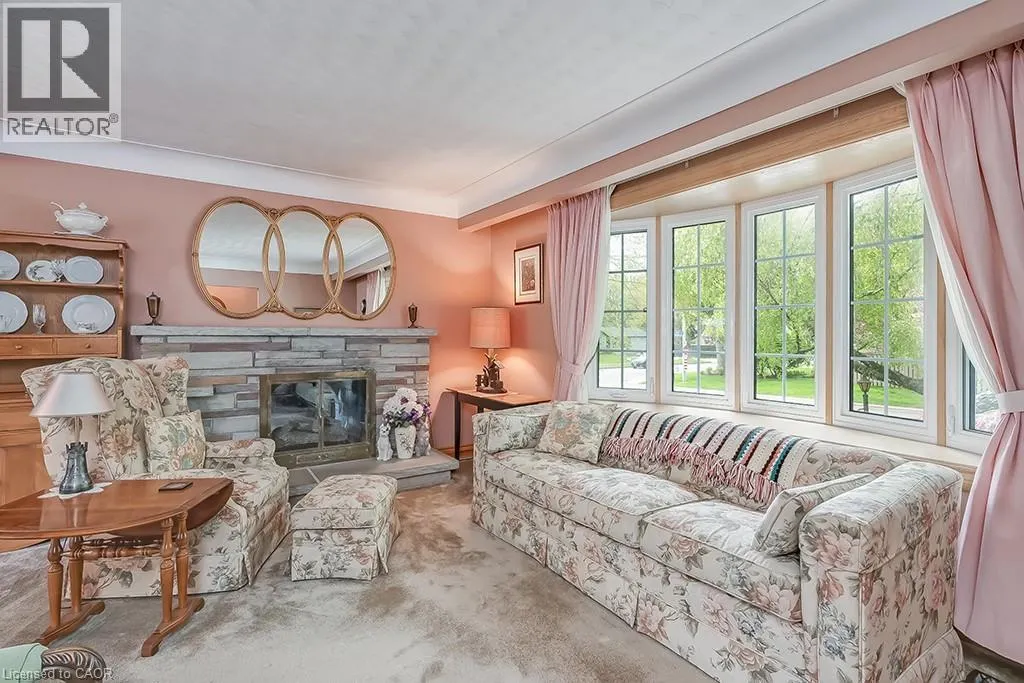 327 STRATHCONA Drive