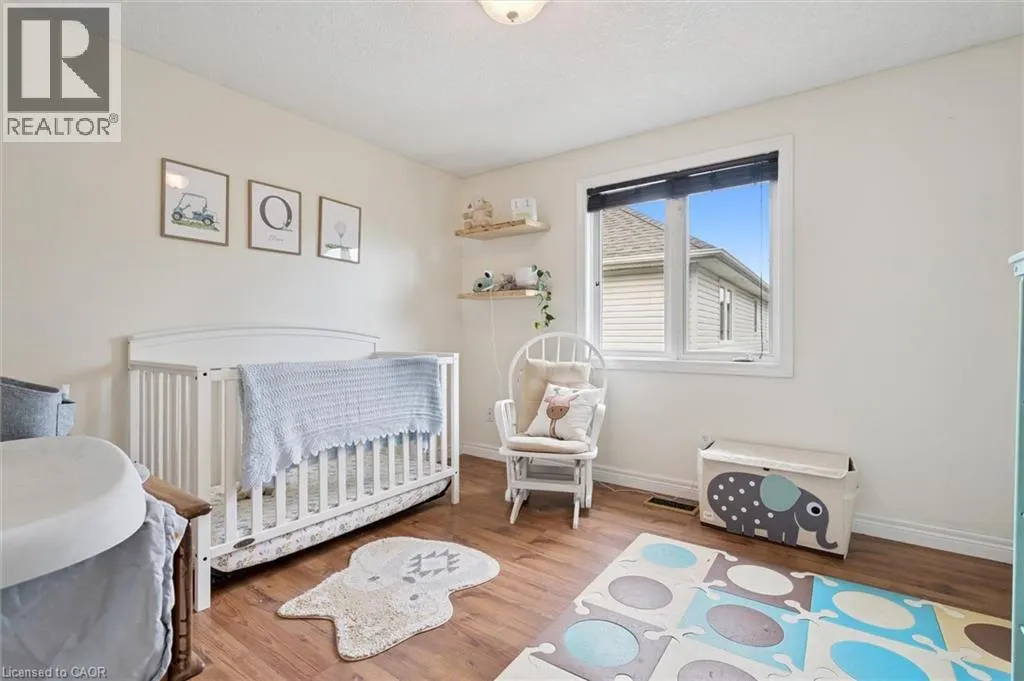 18 PEARWOOD Court